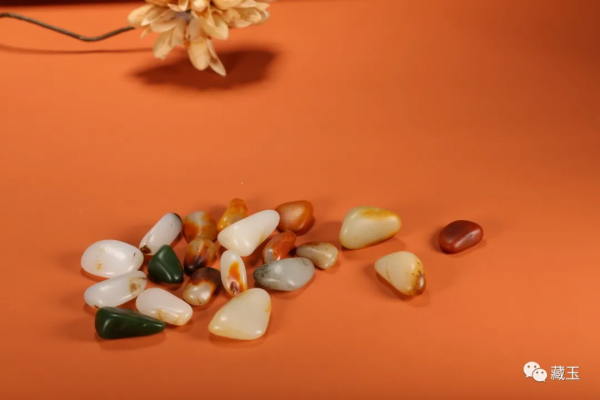 動輒幾百上千萬!這個時代,誰在囤和田玉? 動輒幾百上千萬!這個時代,誰在囤和田玉?