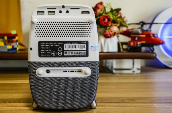 HOMAX享受家庭巨幕電影：泰捷WEBOX T1s智慧投影