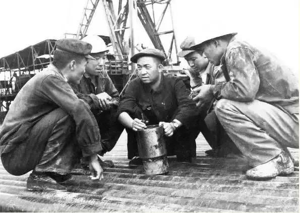 1972年尼克松訪華,想見“鐵人”王進喜,毛主席為何沒有答應? 1972年尼克松訪華,想見“鐵人”王進喜,毛主席為何沒有答應?