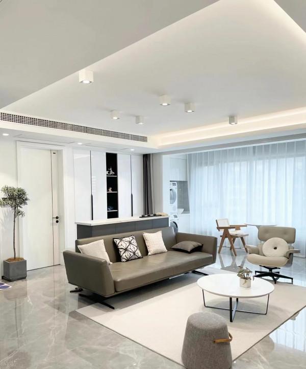 女主115㎡新家,巧用黑白灰色系,裝出自己“理想家”的樣子 女主115㎡新家,巧用黑白灰色系,裝出自己“理想家”的樣子