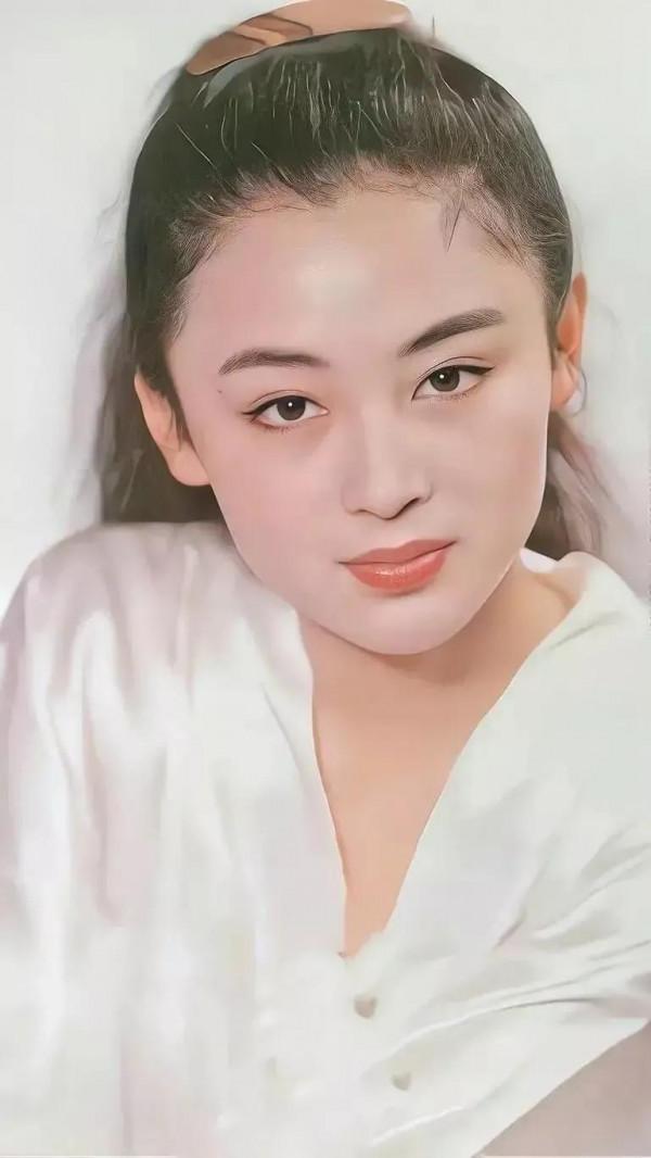 30多位絕色美人大比拼,還是蔣欣最漂亮 30多位絕色美人大比拼,還是蔣欣最漂亮