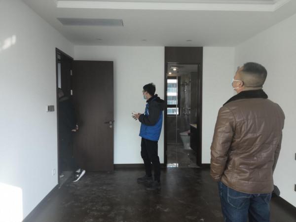 越來越多人選擇“精裝房”，本就達不到拎包入住，交房還要瞎折騰