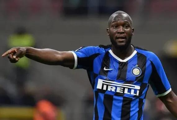 全世界的豪門都缺頂級中鋒 全世界的豪門都缺頂級中鋒