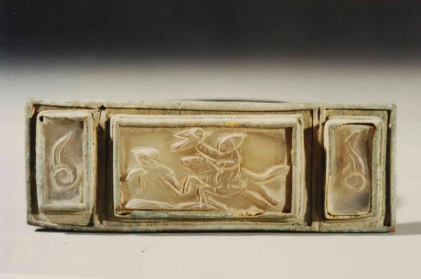 甘肅館藏精品丨銅鑲玉帶飾