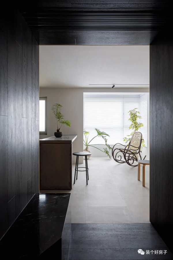 31歲知乎小哥住46㎡,內部照絕了:全屋沒幾件傢俱、超空曠超好住 31歲知乎小哥住46㎡,內部照絕了:全屋沒幾件傢俱、超空曠超好住