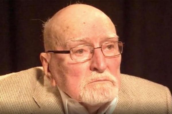 美國新冠死者被當眾解剖！觀眾花高價圍觀，家屬竟不知情