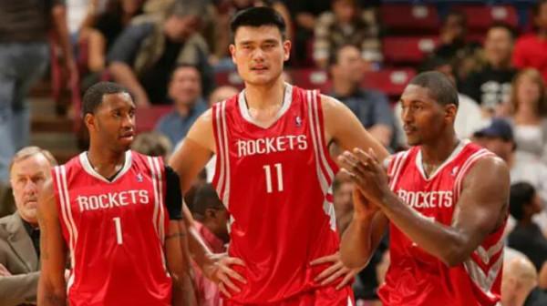 未來4年湖步王尼輪流奪冠！阿泰言論再引爭議，球迷：火箭呢？