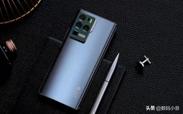 中興機皇將至，20&plus;1TB，頂級4nm&plus;5100mAh，120W快充加持