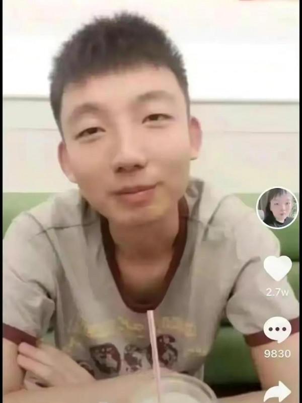 庭審前夕，悼念姚策——為君十賦鷓鴣天