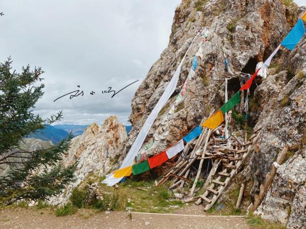 全世界最高的公共廁所,海拔近5000米,腳下是懸崖,遊客:不敢上 全世界最高的公共廁所,海拔近5000米,腳下是懸崖,遊客:不敢上