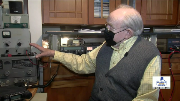 講述67年業餘無線電愛好生涯 &vert; 在白雪皚皚的叢林中搭建了電臺基地