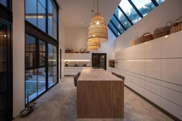 雙層別墅不豪裝,上有露臺花園下有庭院泳池,這才是我向往的豪宅 雙層別墅不豪裝,上有露臺花園下有庭院泳池,這才是我向往的豪宅