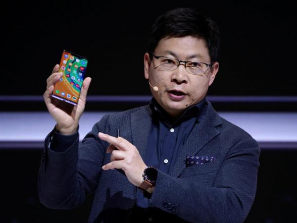 華為5G旗艦機現貨，鴻蒙系統+超曲面屏，看了價格只好說再見了