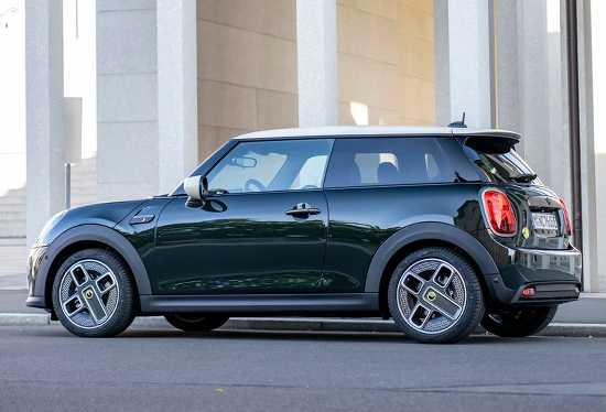 續航234km MINI Cooper SE特別版官圖釋出