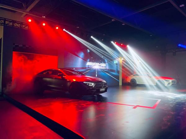 蘋果樹的徽章，賓士GT50改裝GT63 S先型特別版包圍、黃色安全帶