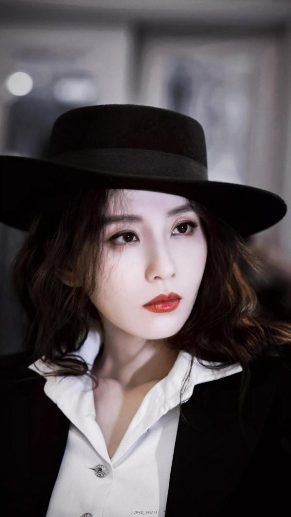 劉詩詩唯美桌布