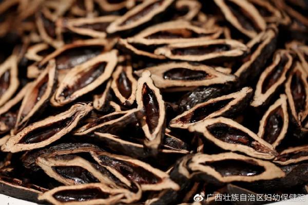 健康學堂丨大魚大肉後孩子腹脹沒胃口？專家給您來支招