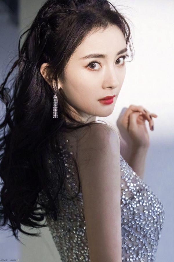 楊冪，有顏值，有身材，有演技