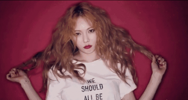 在百花叢中，選出了7位候選人，盤點她們整一年的紅毯造型