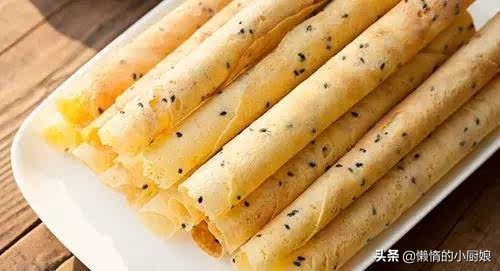 孩子想吃脆皮蛋卷，在家有鍋就能做，香甜可口，一捏就碎，酥掉渣