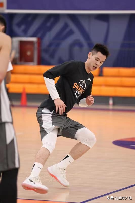 耍大牌！郭昊文拒絕為山東男籃出戰，李春江備受爭議