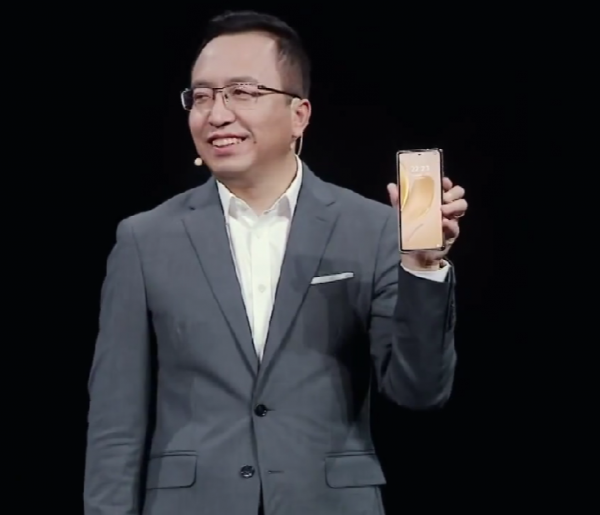 如何看待趙明發佈會上摔摺疊屏手機榮耀Magic V？不怕翻車嗎？