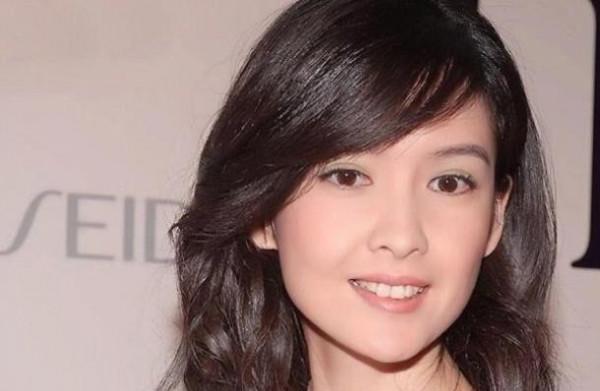 她20歲嫁入豪門,結婚不到12天,從新婚妻子變成淒涼未亡人 她20歲嫁入豪門,結婚不到12天,從新婚妻子變成淒涼未亡人