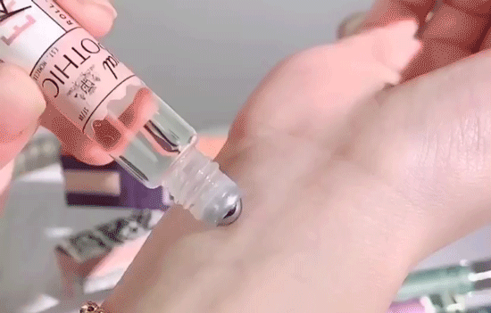 讓法國女人甘拜下風的氣質,都在這瓶寶藏香水!連貝嫂都狂打call 讓法國女人甘拜下風的氣質,都在這瓶寶藏香水!連貝嫂都狂打call