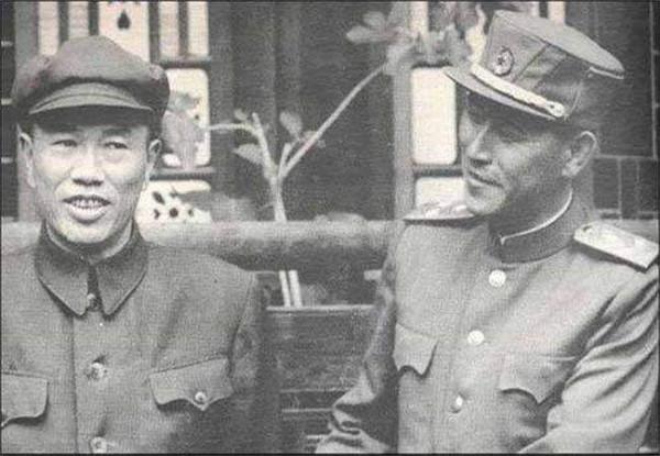 鄧華斗膽直陳,毛主席笑言:湖南老鄉膽子大,像我 鄧華斗膽直陳,毛主席笑言:湖南老鄉膽子大,像我