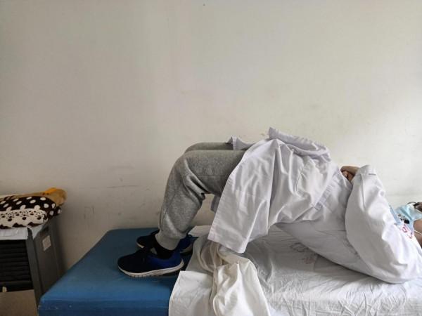 早起動動腰，一天少疲勞（真人示範）