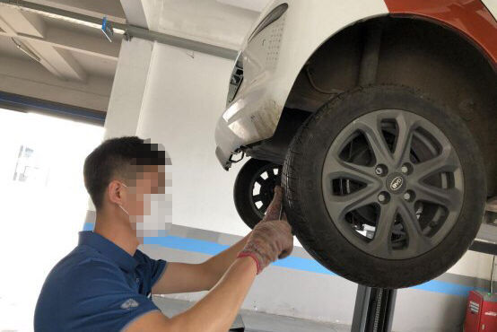 比亞迪e1常規保養操作流程，真心的方便而且便宜！