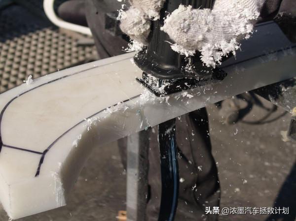 致臻經典｜修復一臺頂級的法拉利512TR，前鏟手工製作的小節呈現