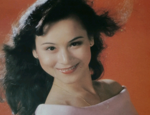 80年代當紅女星朱碧雲,巔峰時隱退遠走美國,如今過得怎麼樣了? 80年代當紅女星朱碧雲,巔峰時隱退遠走美國,如今過得怎麼樣了?