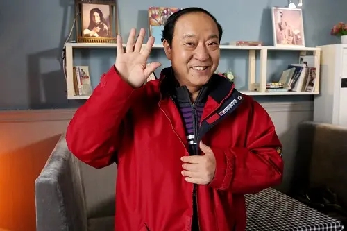 &OpenCurlyDoubleQuote;瞎折騰&rdquo;牛群：拋下馮鞏當縣官，卸任後，做夢都想跟馮鞏合作