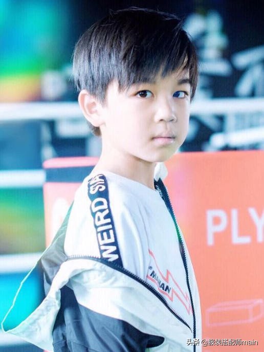 他是徐崢御用小演員,10歲提名百花獎,人小鬼大演技堪稱影帝 他是徐崢御用小演員,10歲提名百花獎,人小鬼大演技堪稱影帝