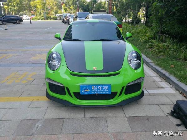 難得一見，開了八年的保時捷911全車原版原漆，要價70萬值不值？