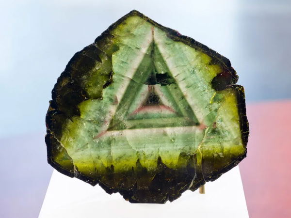 寶石也龍生九子各有不同,盤點祖母綠、珍珠……中的特殊品種 寶石也龍生九子各有不同,盤點祖母綠、珍珠……中的特殊品種