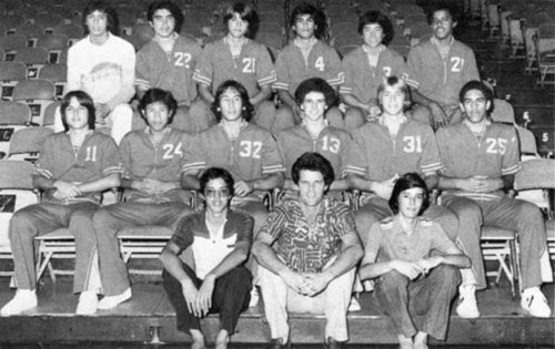 奧巴馬：初戀不是米歇爾，22歲愛上25歲混血美女，18個月後被分手