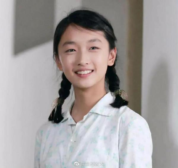 這些做了雙眼皮的明星，哪些是你沒想到的？