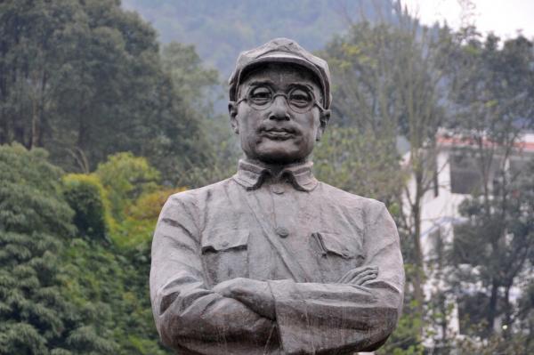 1948年，劉伯承陳毅因何“小題大做”？到底發生了什麼？