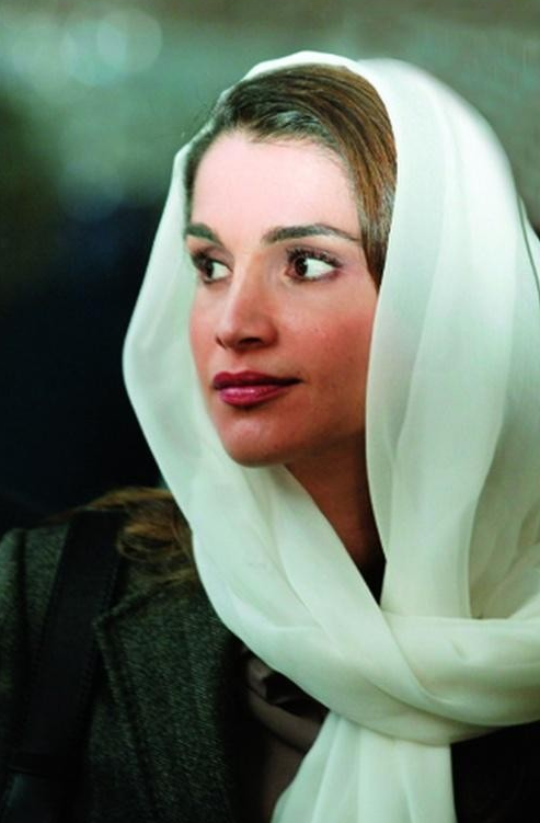 51歲約旦王后:和萊蒂齊亞同框像雙生姐妹,大度接納逃婚的小姑子 51歲約旦王后:和萊蒂齊亞同框像雙生姐妹,大度接納逃婚的小姑子