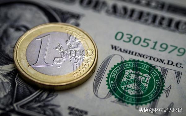 歐元區成員國負債累累，加息能解決問題嗎？歐元會崩潰嗎？