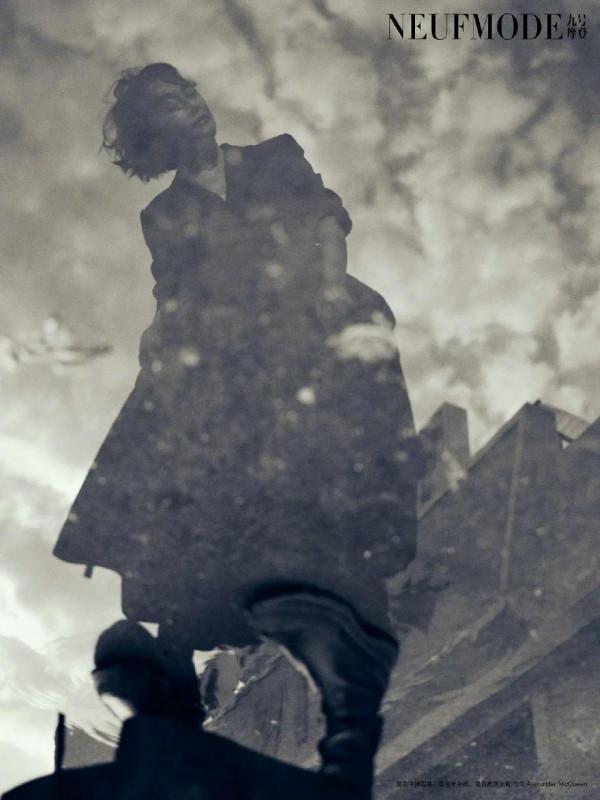 惠英紅雨夜電影感封面，電影感好強，紅姐歐氣爆棚