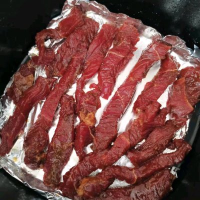超簡單美味無油牛肉乾這麼做特別好吃，吃一週都不會膩