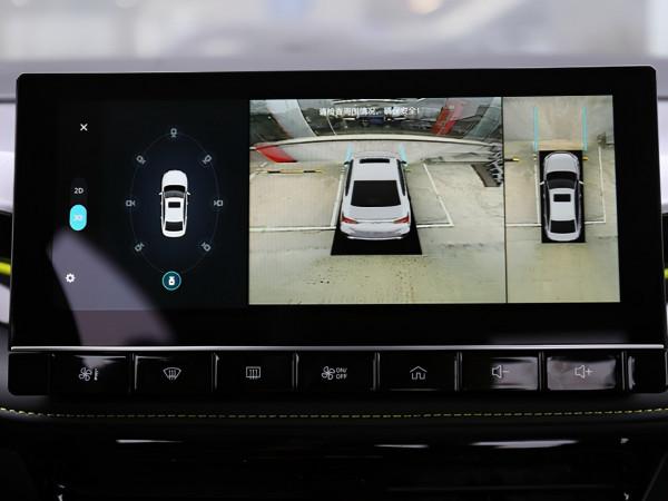 自家兄弟都很優秀 名爵MG5跟榮威i5怎麼選？