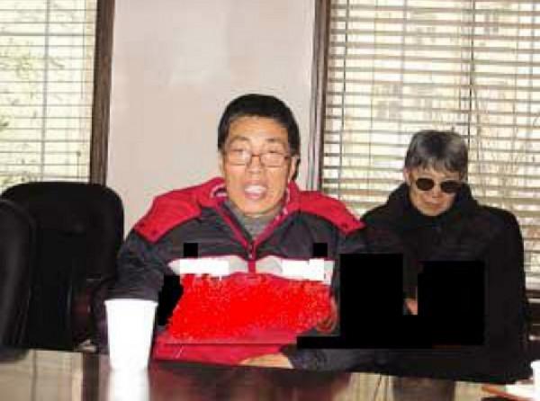 2000年，老漢移植小夥心臟性情大變，瘋狂作詩99首，做夢被人追殺