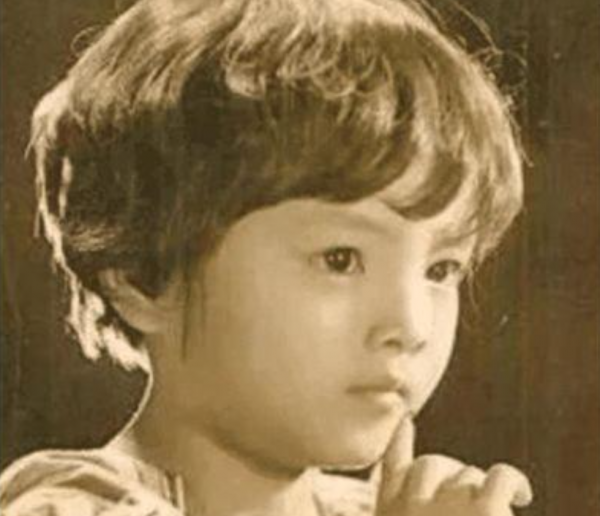 紀寶如:5歲出道,被奶奶當成搖錢樹,樣貌身高永遠定格在13歲 紀寶如:5歲出道,被奶奶當成搖錢樹,樣貌身高永遠定格在13歲