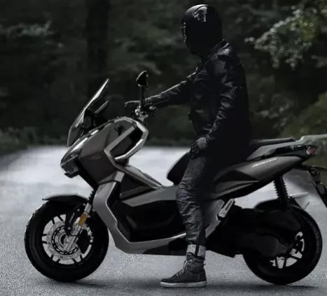 有望攪局的佈雷斯通極宙ADV150