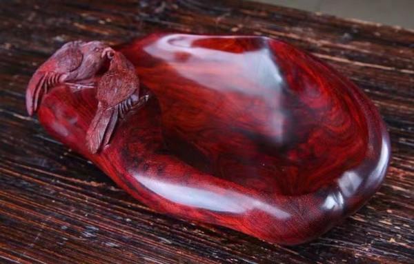 一對燕雀的愛情故事！紫檀木雕——百年好合