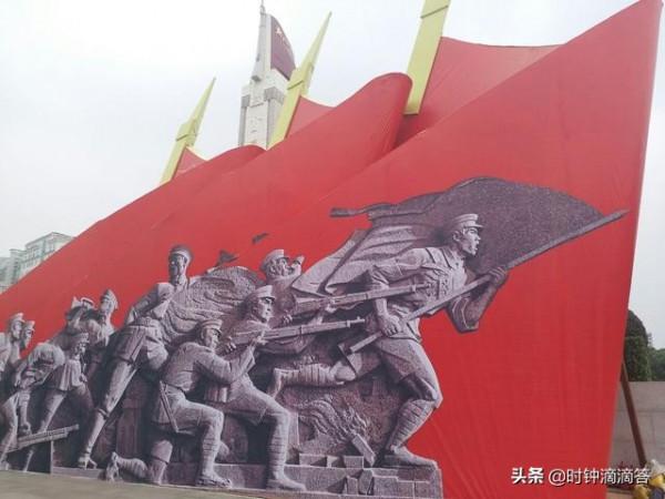 皖南事變後重建的新四軍各級首長都是誰? 皖南事變後重建的新四軍各級首長都是誰?